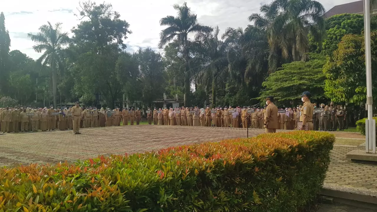 Sekda Depok Ajak ASN Belanja Sembako di Pasar Tradisional
