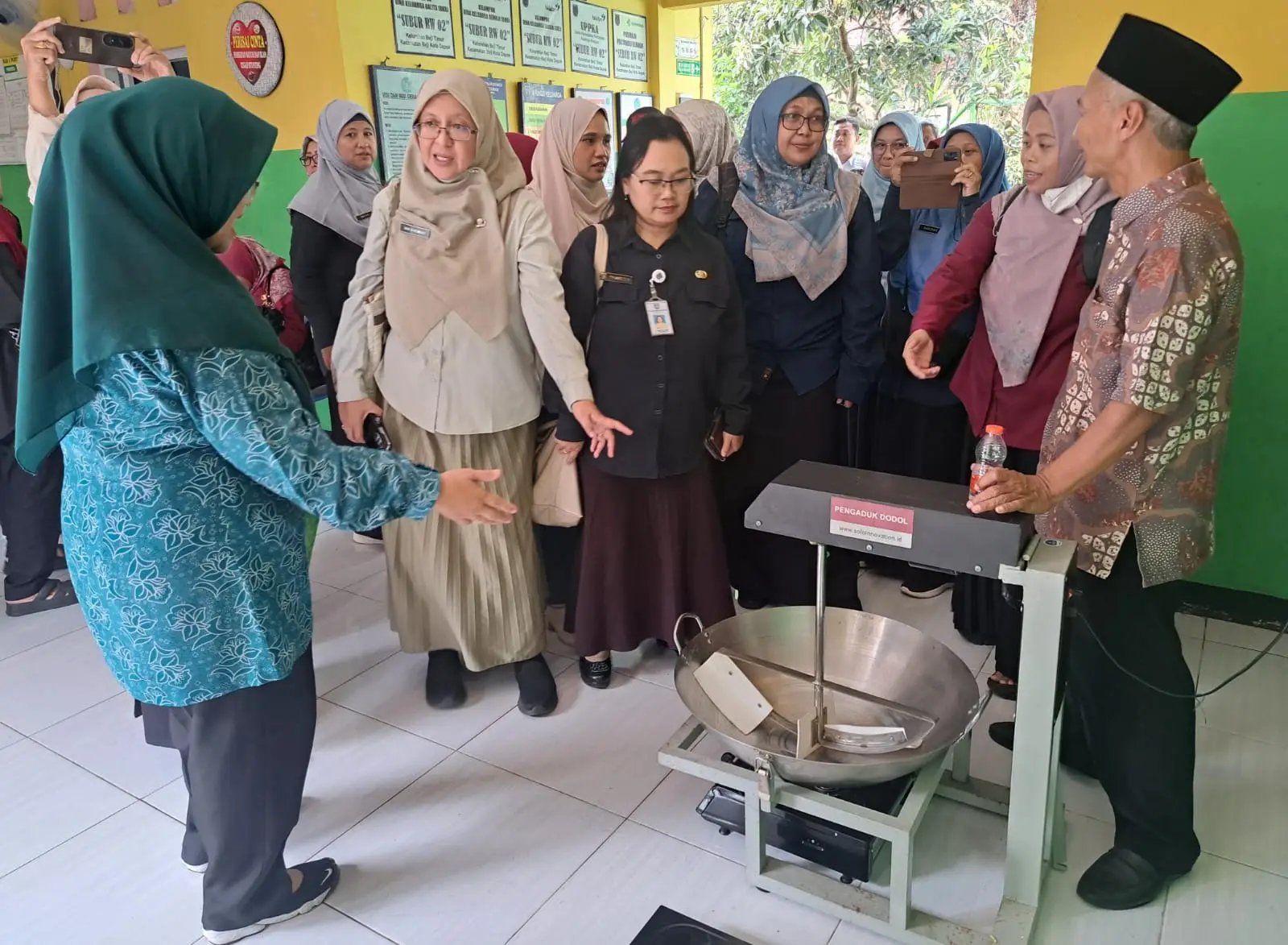 Tiga Inovasi Unggulan Antar Beji Timur di Gapura Sri Baduga 2025 Tingkat Kota