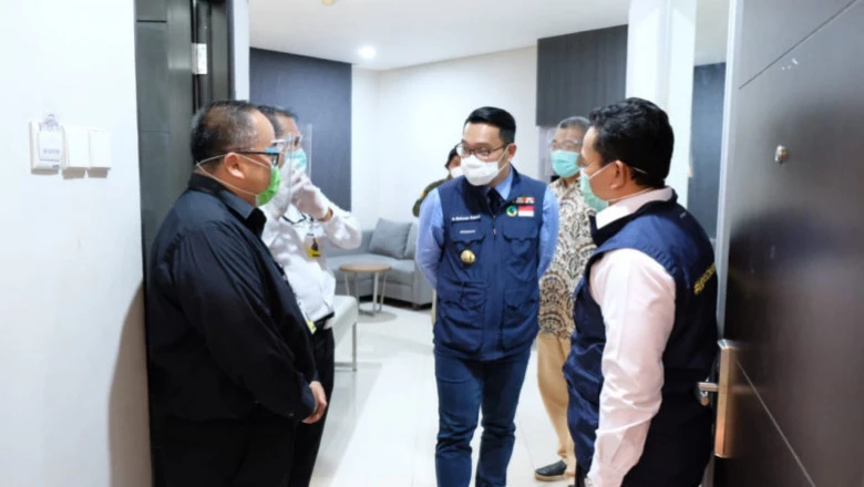 Tinjau Isolasi Makara UI, Kang Emil Kasih Semangat Pasien OTG