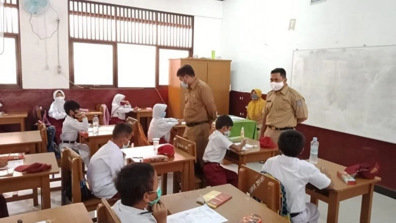 Kadisdik Pastikan Pelaksanaan PAS di 207 SDN di Depok Sesuai Prokes