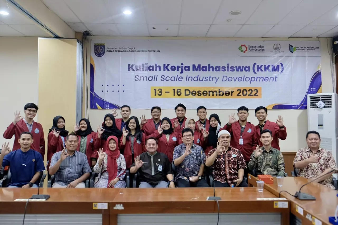 Program KKM bersama Politeknik APP dan IKM Resmi Ditutup