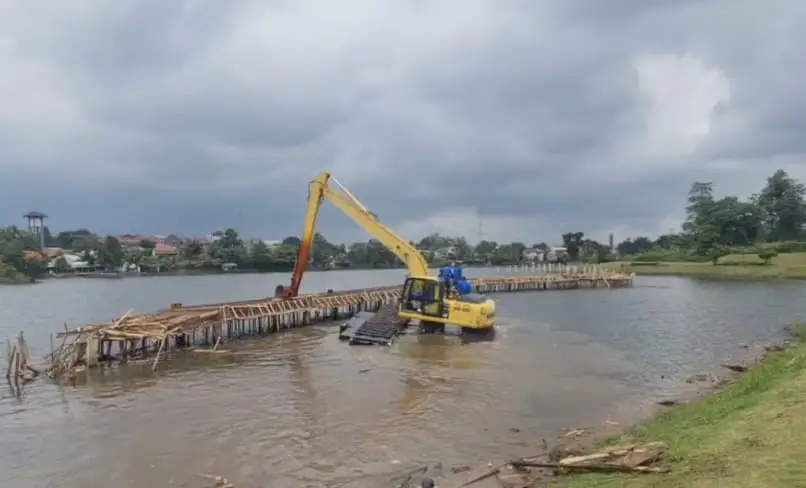 Pembongkaran Bangunan Tak Berizin di Situ Tujuh Muara Sesuai Rencana