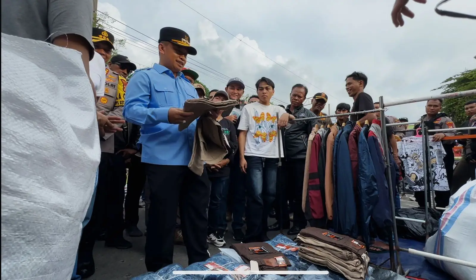 Buka Pasar Rakyat Takbiran 2025, Wali Kota Depok: Beri Banyak Manfaat Bagi UMKM dan Pedagang Kecil