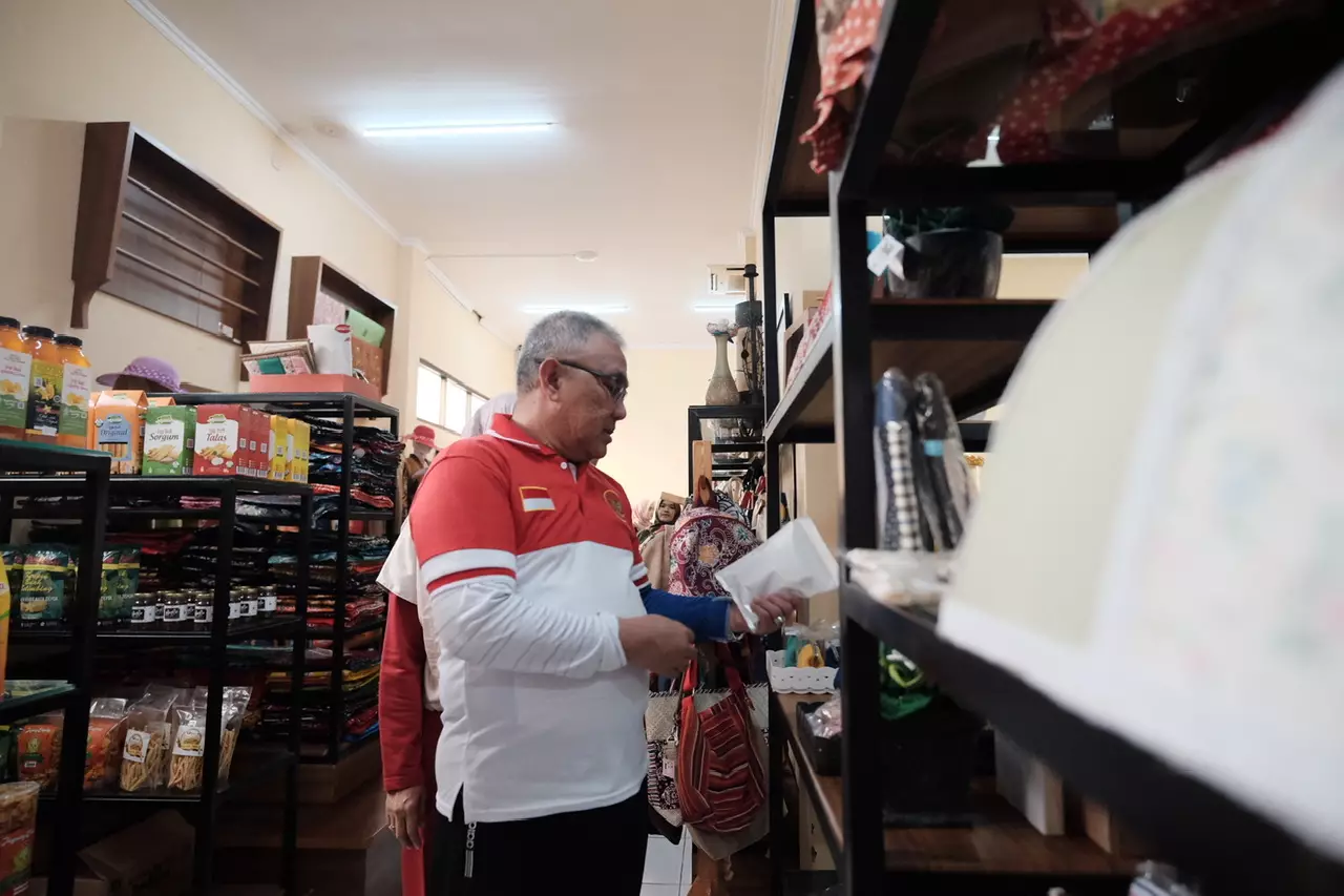 Wali Kota Kunjungi Gedung Dekranasda Depok