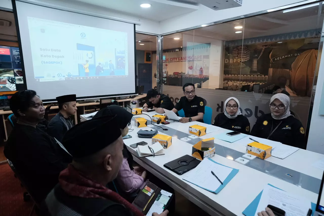 Diskominfo Depok Terima Kunjungan Tim Monev KIP Jawa Barat