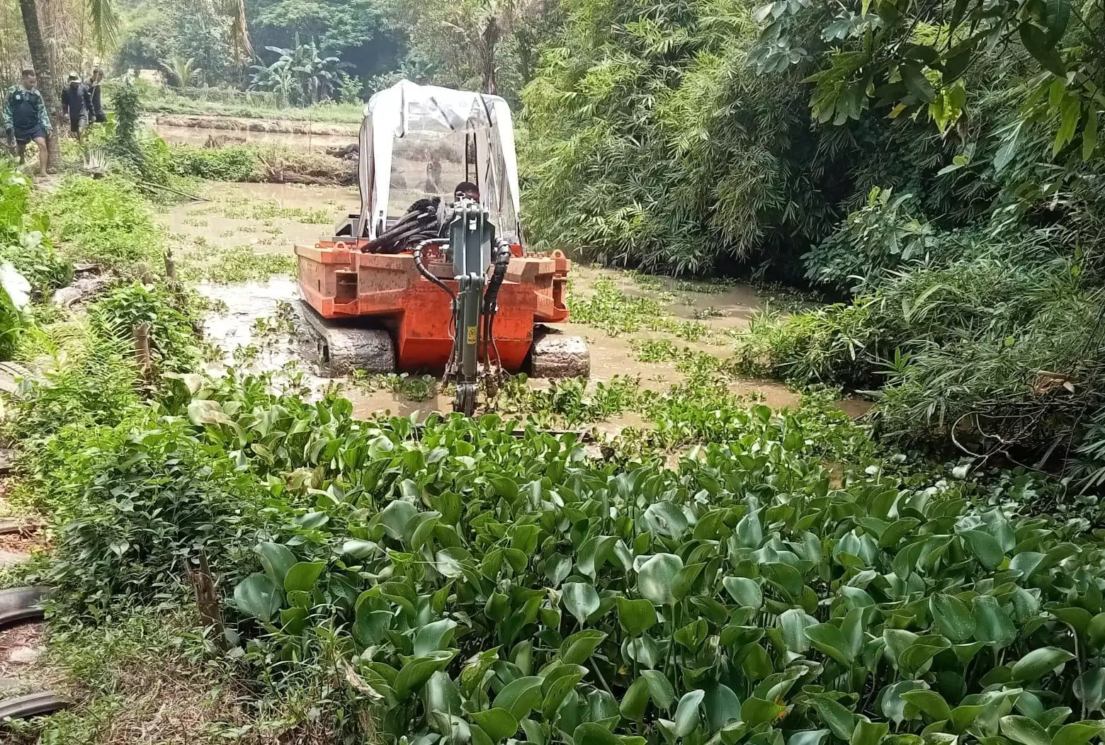 Pembukaan Lahan Kostrad Cilodong, DPUPR Turunkan Dua Alat Berat