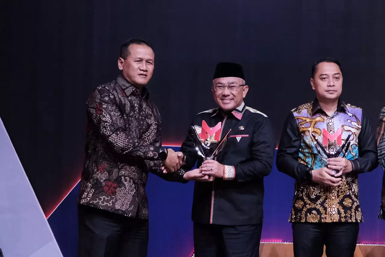 Wali Kota Depok Terima Penghargaan Merdeka Award 2023
