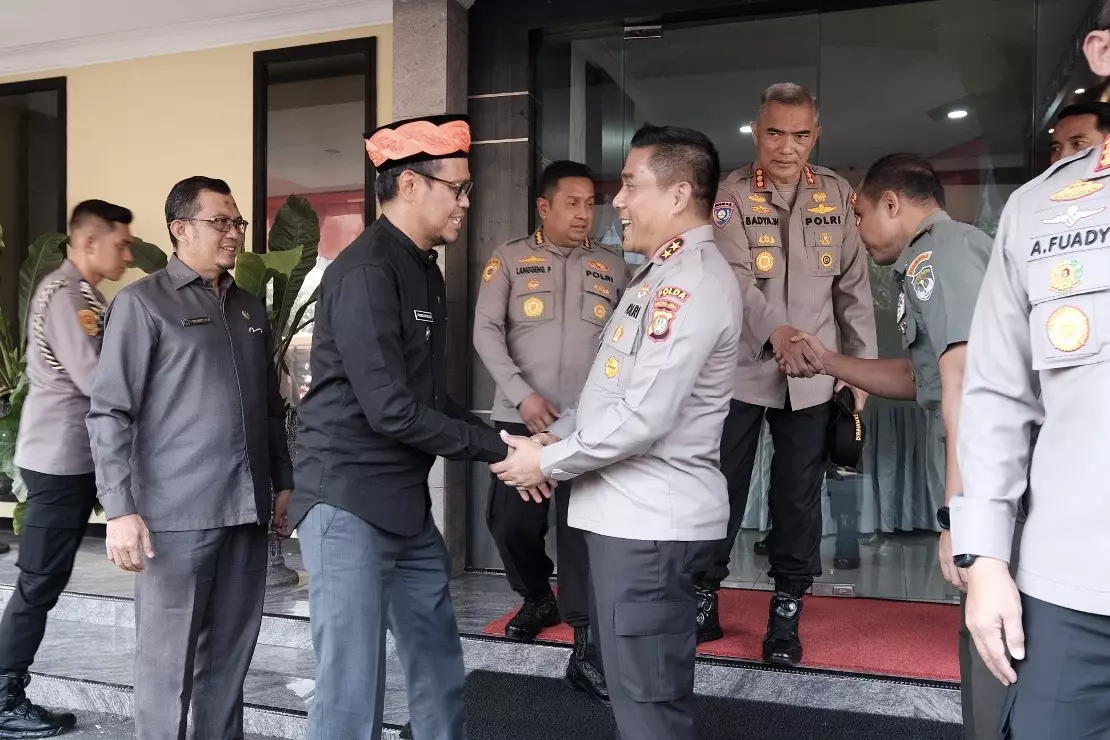 Momen Wakil Wali Kota Depok, Sapa Kapolda Metro Jaya