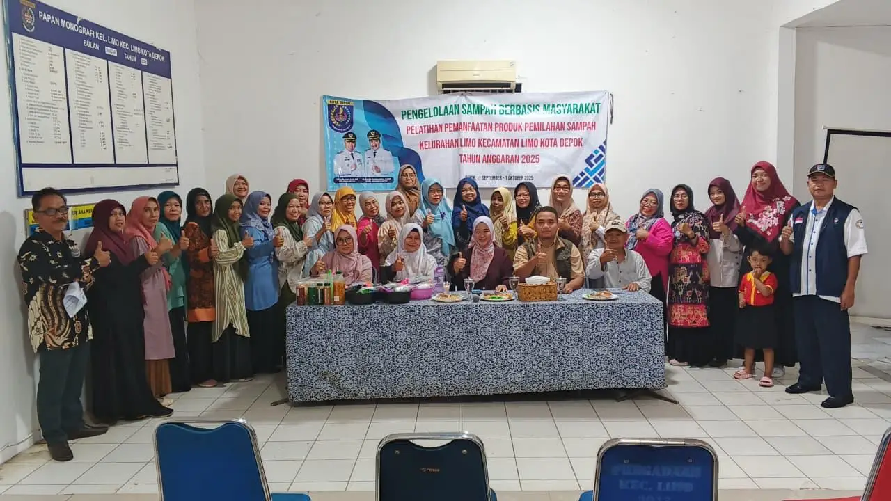 Lurah Limo Ajak Masyarakat Giat Sosialisasikan Pemilahan Sampah
