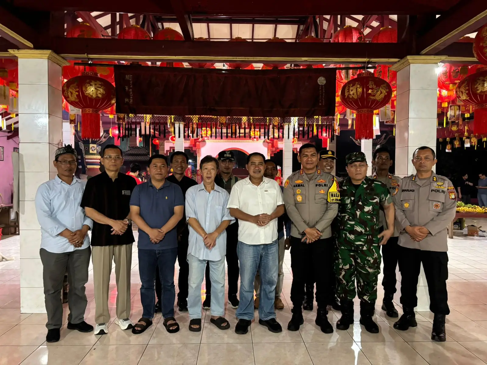 Jelang Imlek 2577 Kongzili, Wakil Wali Kota Depok Kunjungi Vihara Gayatri