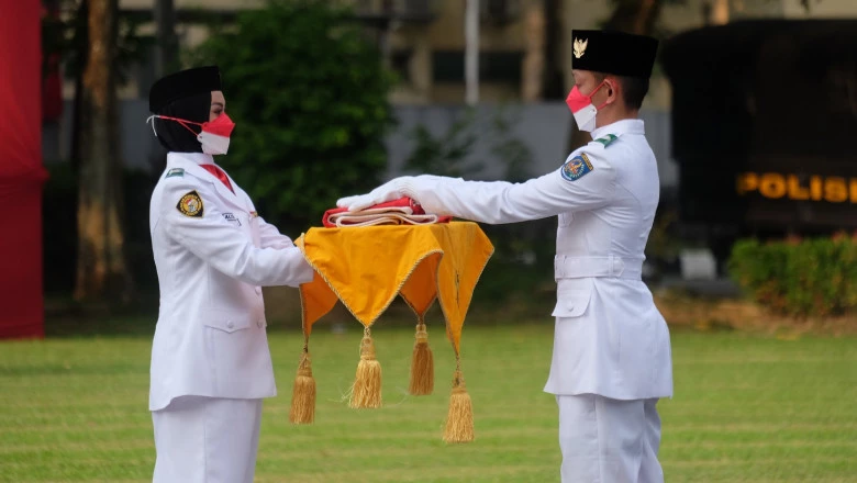 Upacara Penurunan Bendera Merah Putih Tingkat Kota Depok Tahun 2021