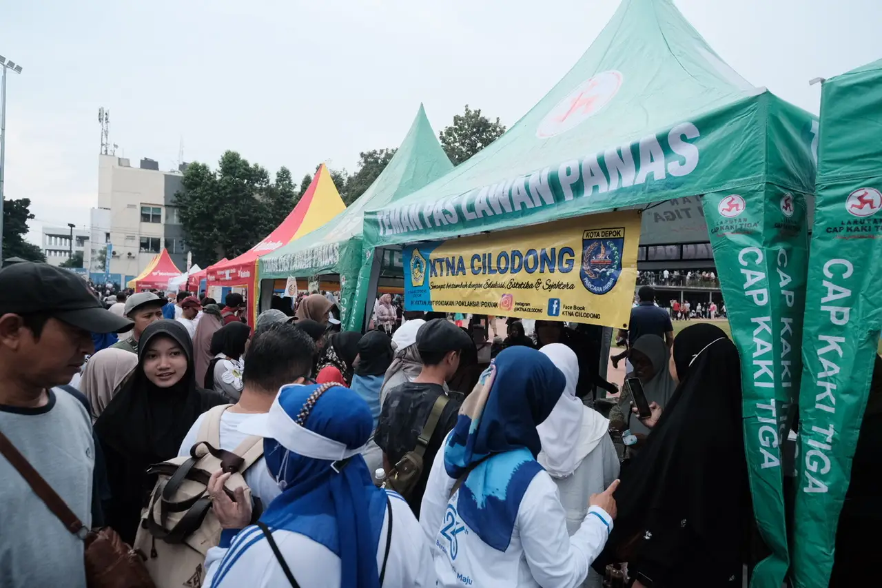 Momen CFD Margonda, Stan UMKM Ramai Diserbu Warga