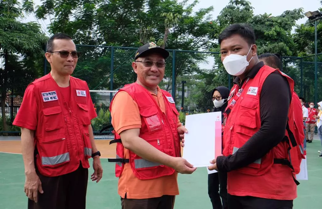 24 Relawan PMI Depok Berprestasi Diberikan Penghargaan, Wali Kota: Kiprahnya Tak Main-main dalam Misi Kemanusiaan