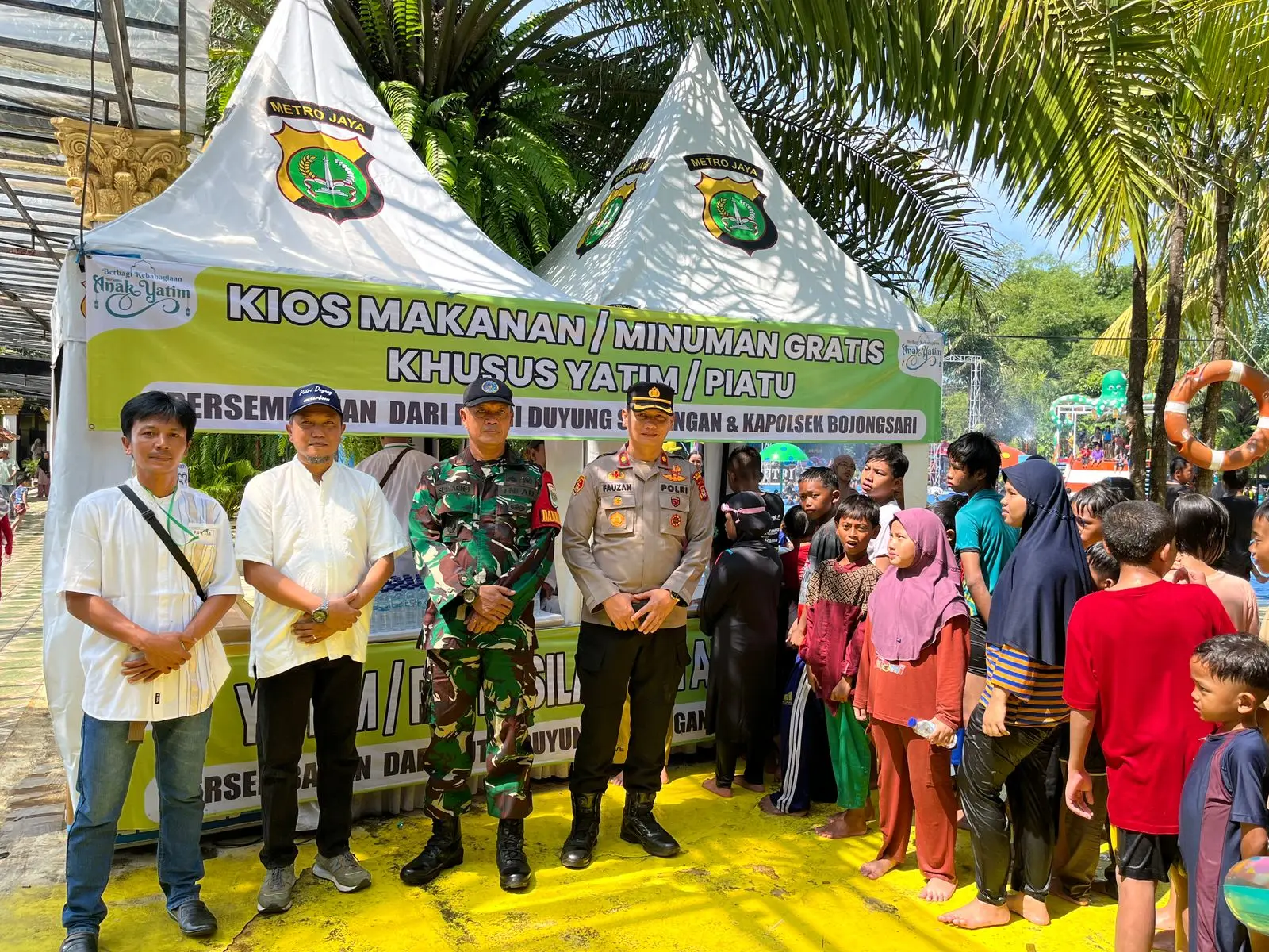 Polsek Bojongsari dan Wisata Putri Duyung Berbagi Kebahagiaan dengan Anak Yatim
