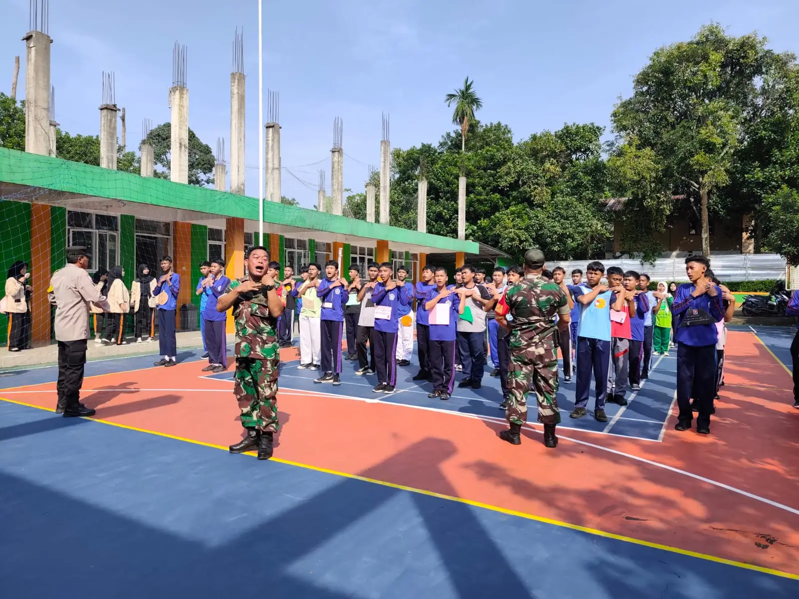 Babinsa-Bhabinkamtibmas RJB Edukasi Pelajar PBB dan Cegah Kenakalan Remaja
