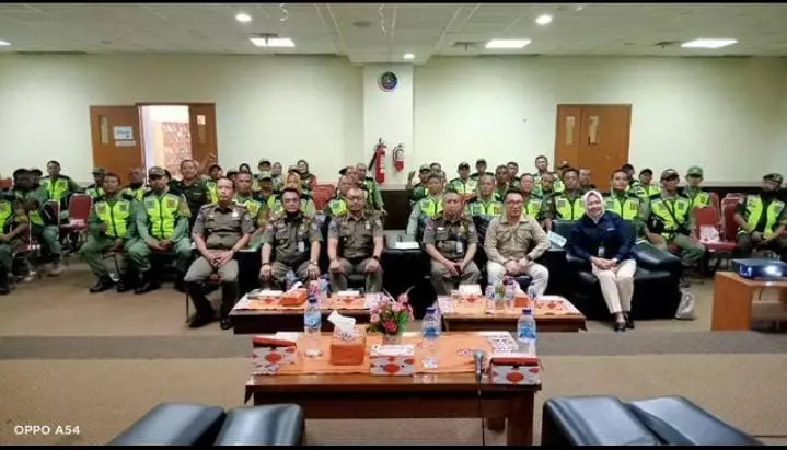 Beri Rasa Aman saat Bekerja, Satlinmas Depok Diarahkan Ikuti BPJS Ketenagakerjaan