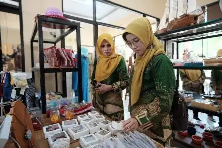 Dekranasda Karanganyar Ingin Tiru Keberhasilan Depok Manfaatkan Ruang Terbuka untuk Sarana Pemasaran