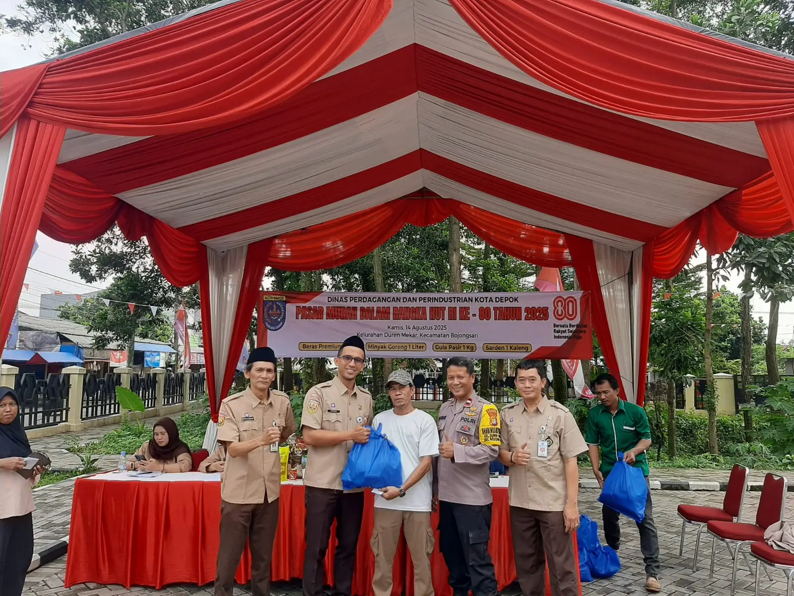 Lurah Dumek: Pasar Murah Disdagin Sangat Bermanfaat bagi Warga