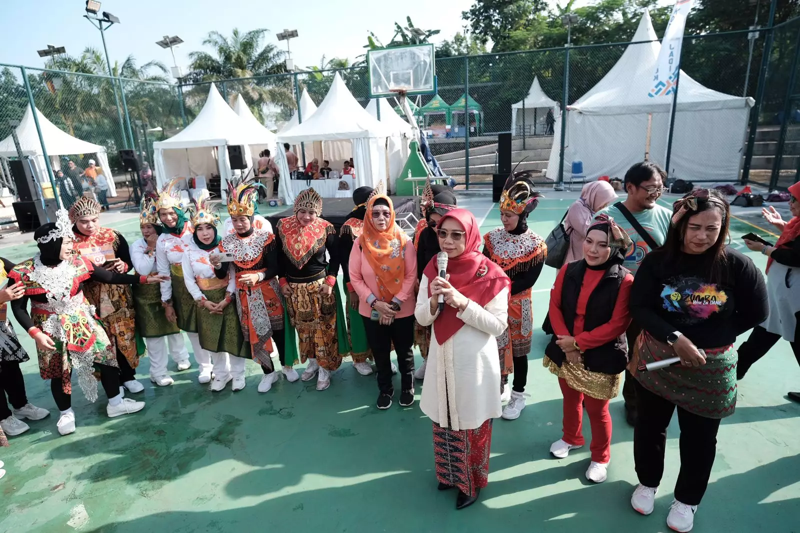 Hadiri Lomba Zumba, Bunda Elly: Sehat, Bugar, Ceria Modal Untuk Meneruskan Kehidupan