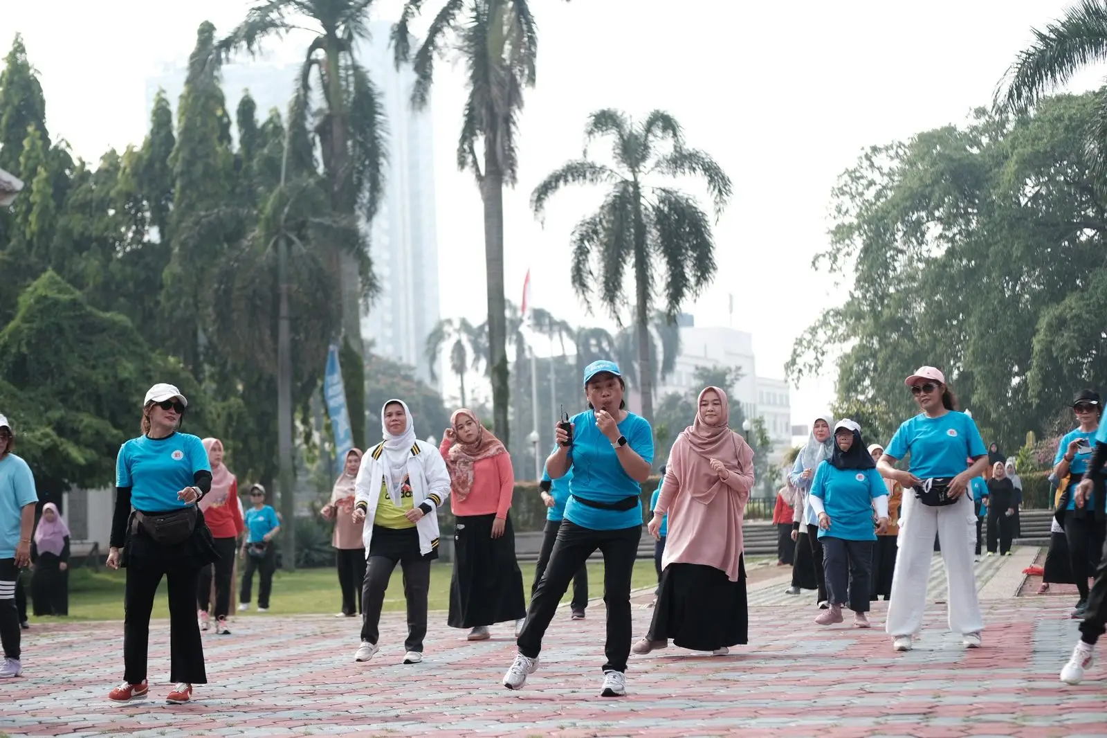 Senam Langkah Dansa, Tingkatkan Kebugaran Hingga Pertajam Daya Ingat
