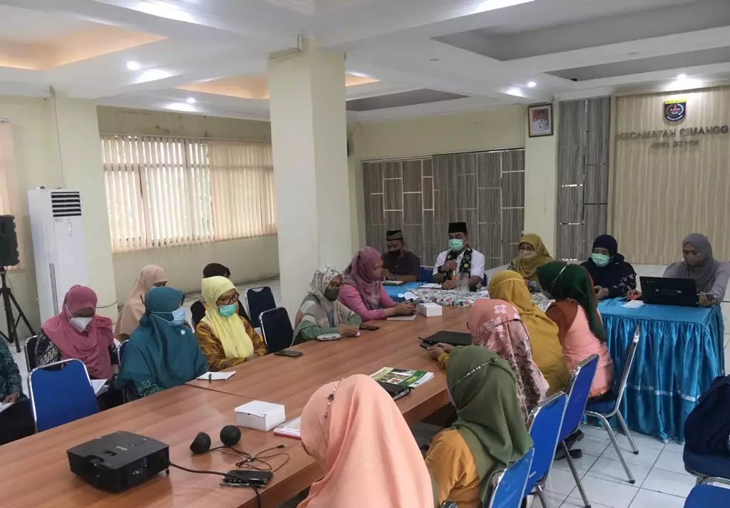 Pimpin Rakor Persiapan Lomba Posyandu Tingkat Jabar, Bunda Elly: Mari Kita Ciptakan Kolaborasi yang Indah