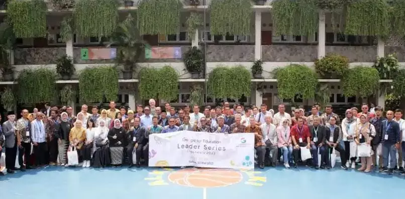 Cek Penerapan Teknologi dalam Pembelajaran, SMPIT Al Haraki Dikunjungi Google Asia Pasifik
