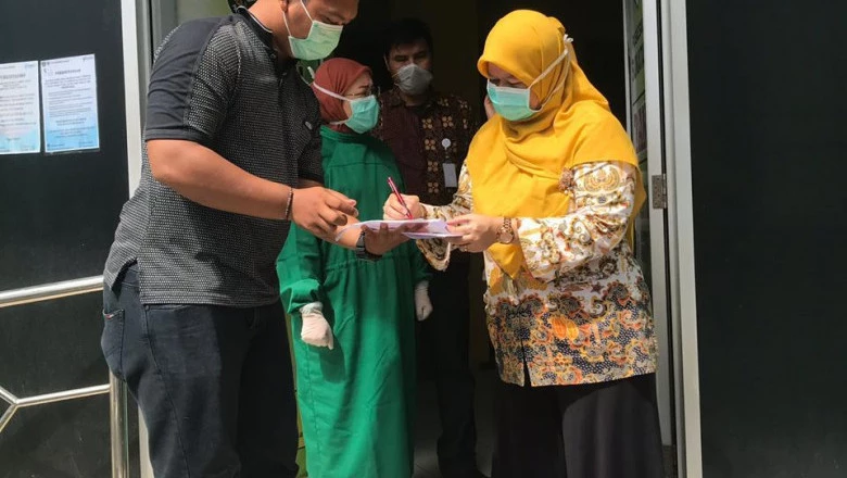 Puskesmas Sukatani Terima Bantuan Makanan dan Minuman dari Wali Kota