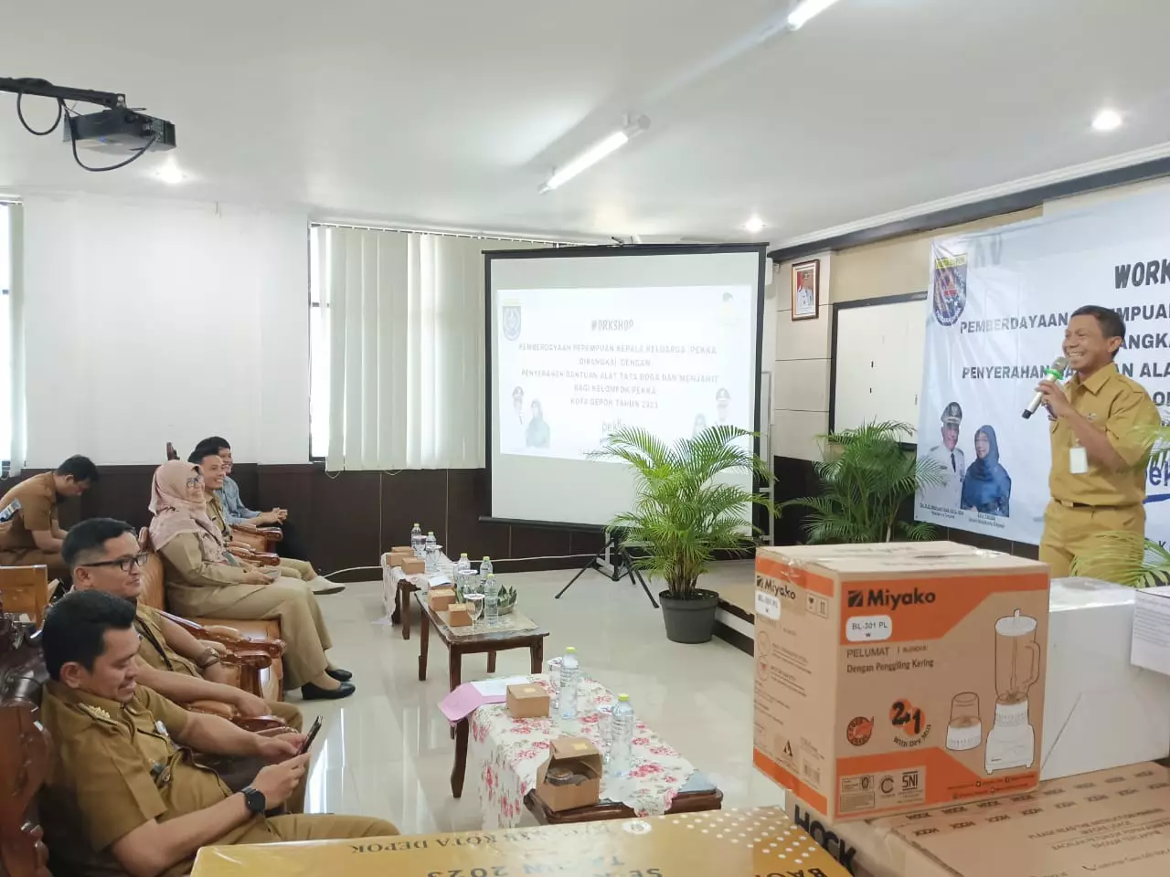 Asisten Ekbang Bagikan Tips Sukses Berwirausaha Untuk PEKKA Kota Depok