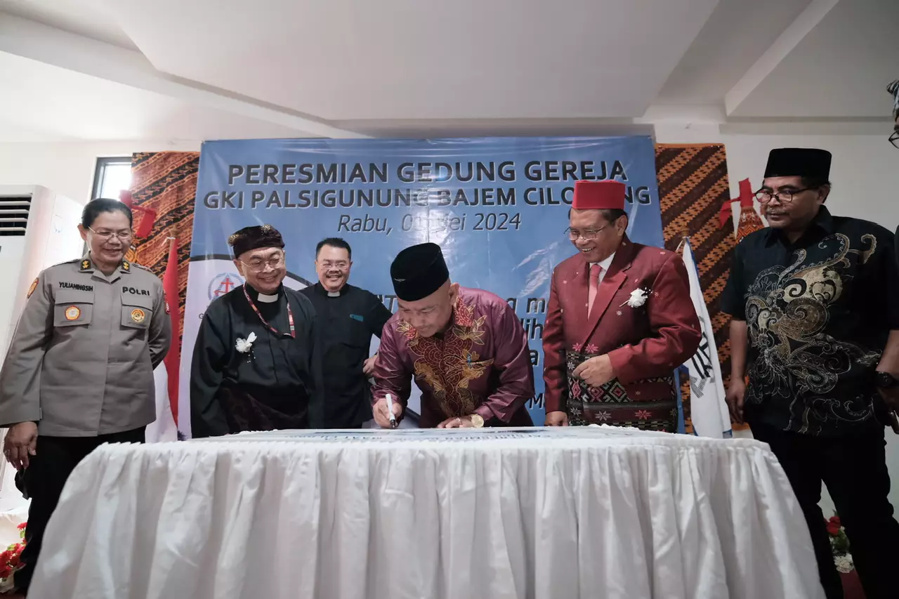 Wali Kota Depok Resmikan Gedung GKI Cilodong