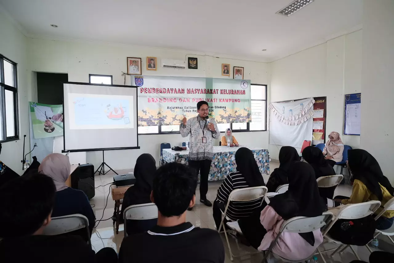 Kampung Caraka Kelurahan Kalibaru, Diskominfo Depok Beri Pelatihan Membuat Konten