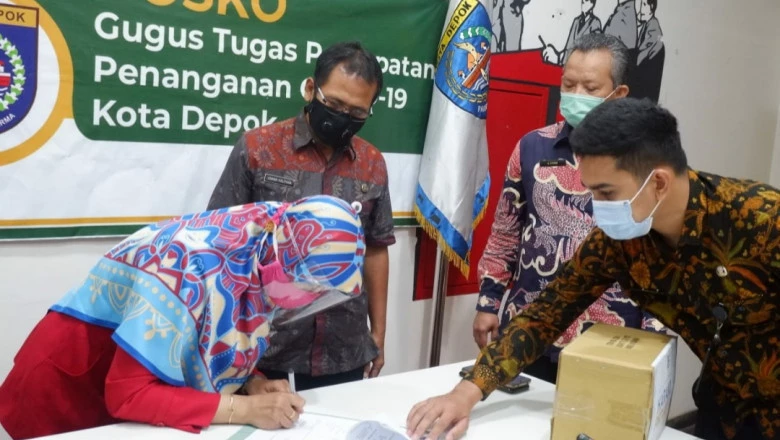 Satgas Penanganan Covid-19 Kota Depok Terima Donasi APD