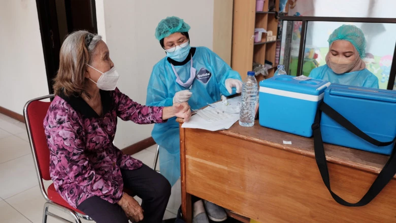 Gebyar Vaksinasi Dosis Kedua, 4.562 Warga Cinere Berhasil Divaksin 