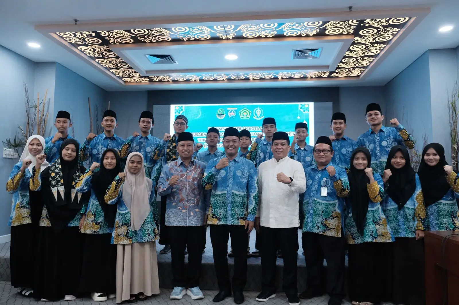 Lepas Kafilah Depok ke Ajang MTQH ke-39 Jabar, Supian Suri: Semoga Juara