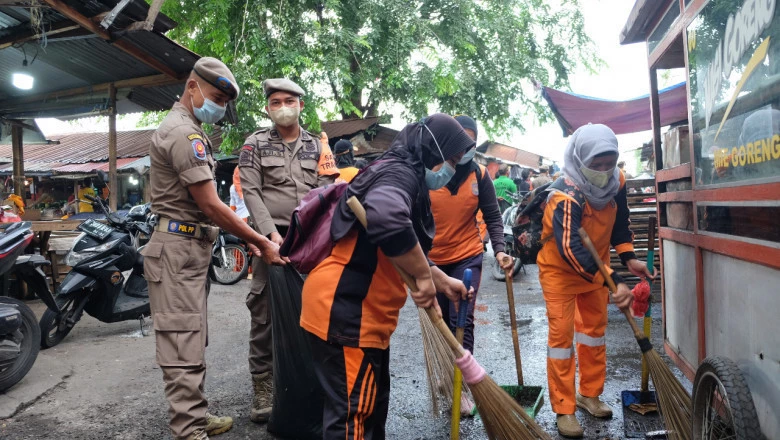 Pemkot dan TNI-Polri Gelar Opsih, Jaga Kebersihan Pasar Rakyat 