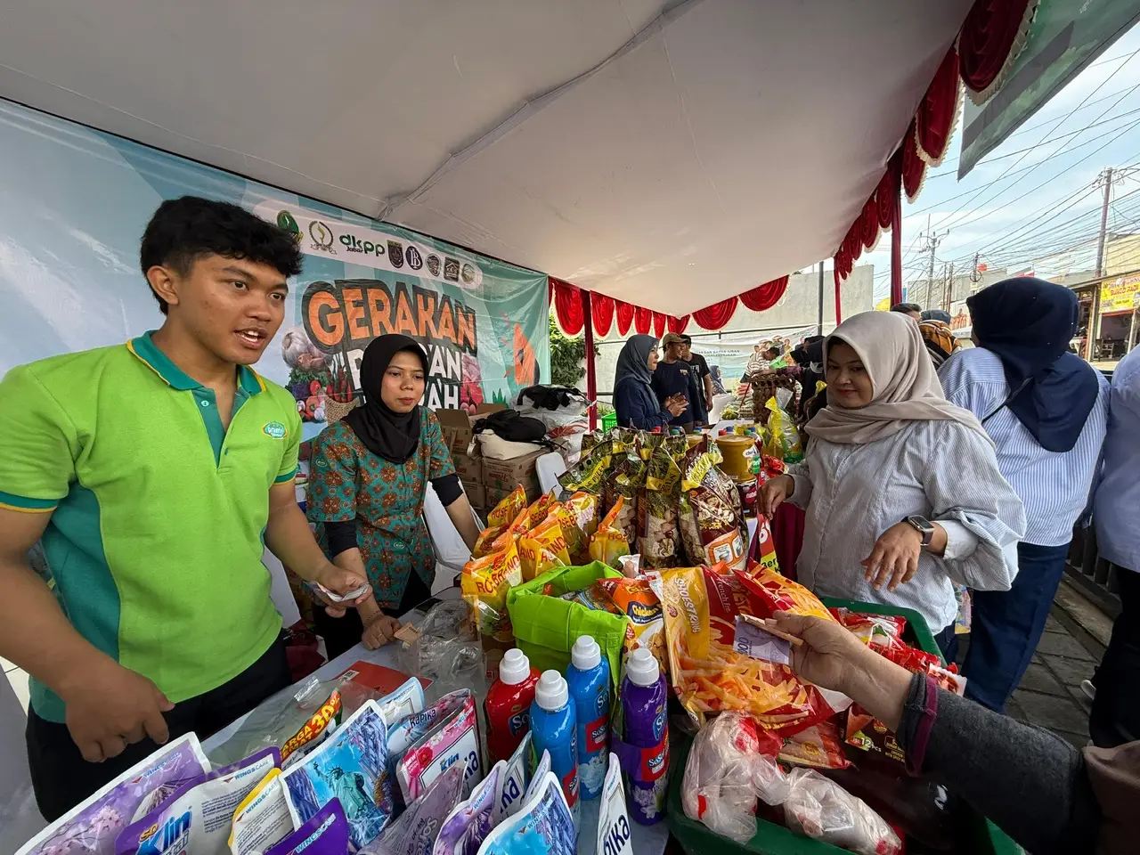 Warga Depok! GPM Hadir Lagi di Tiga Titik, Harga Sembako Makin Miring