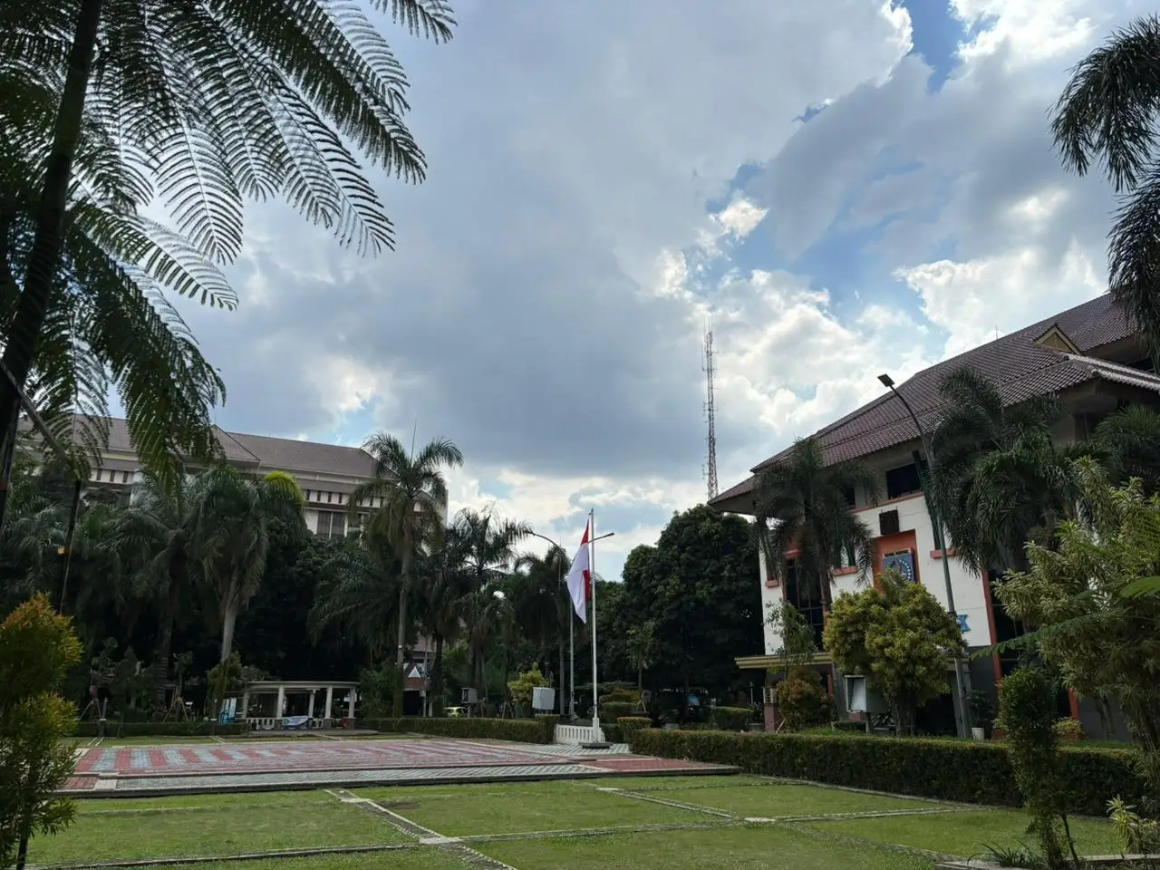Prakiraan Cuaca Kota Depok Sepekan ke Depan, Berawan sampai Hujan Ringan