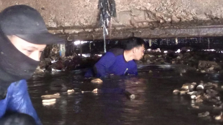 Sudah Ditangani Satgas DPUPR Depok, Banjir di Simpang Mampang Berangsur Surut