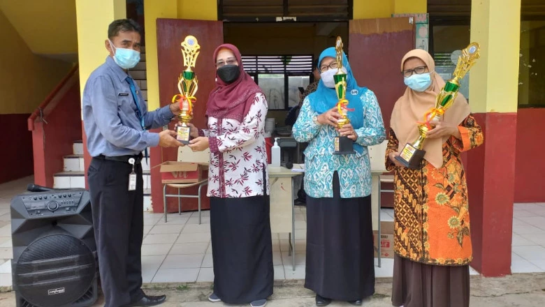 Enam Siswa Juarai Kompetisi Sains Nasional Tingkat Kecamatan Sawangan