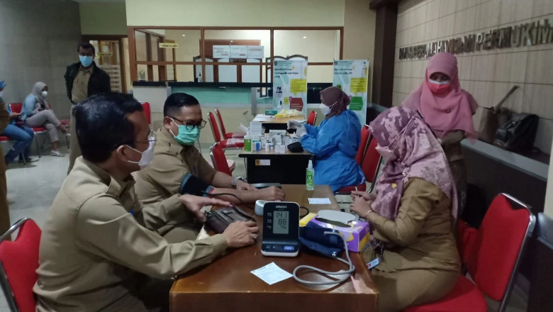 Pegawai Disrumkim Depok Jalani Skrining Kesehatan
