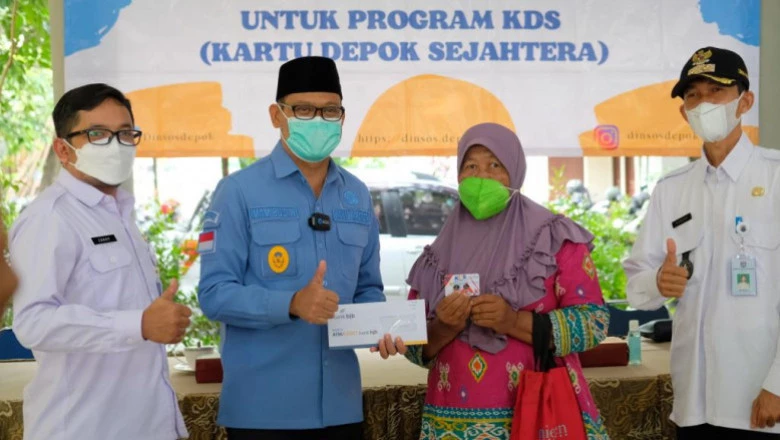 Bagikan KDS Bansos Pangan, Wakil Wali Kota: Jangan Hilang, Manfaatnya Banyak