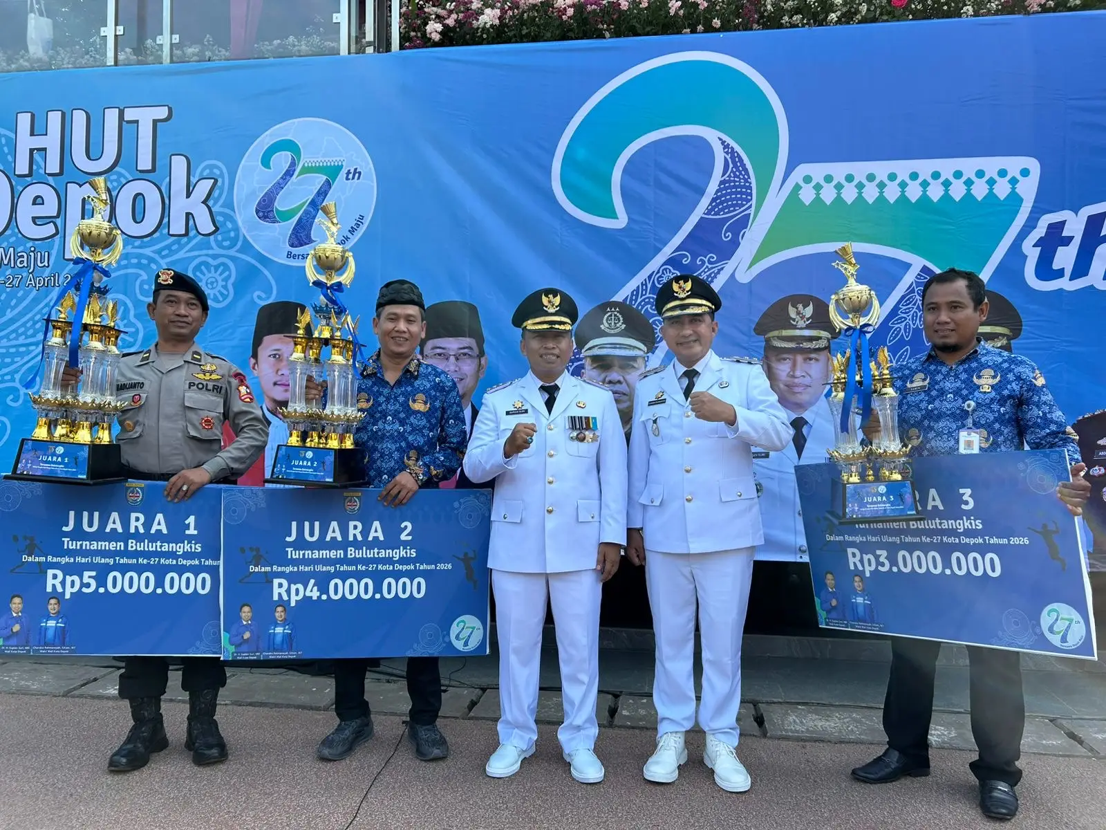 Wali Kota Serahkan Piala Lomba Tenis Meja dan Bulu Tangkis HUT ke-27 Depok, Ini Daftar Juaranya