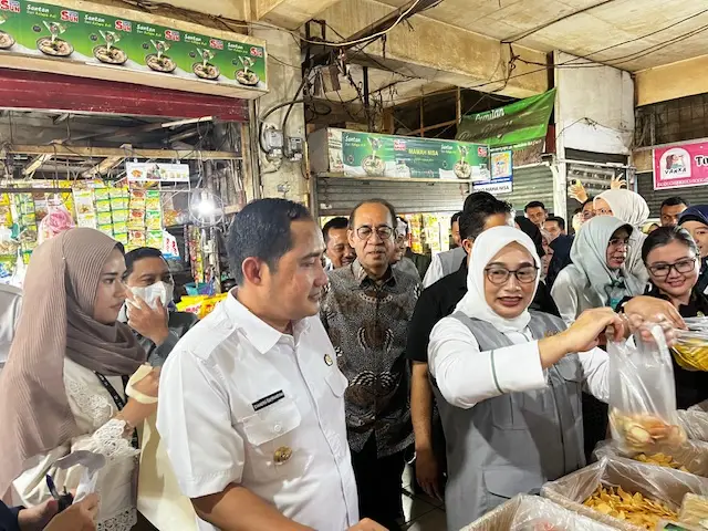Pastikan Keamanan Pangan Ramadan, Komisi IX DPR RI Tinjau Pasar Depok Jaya
