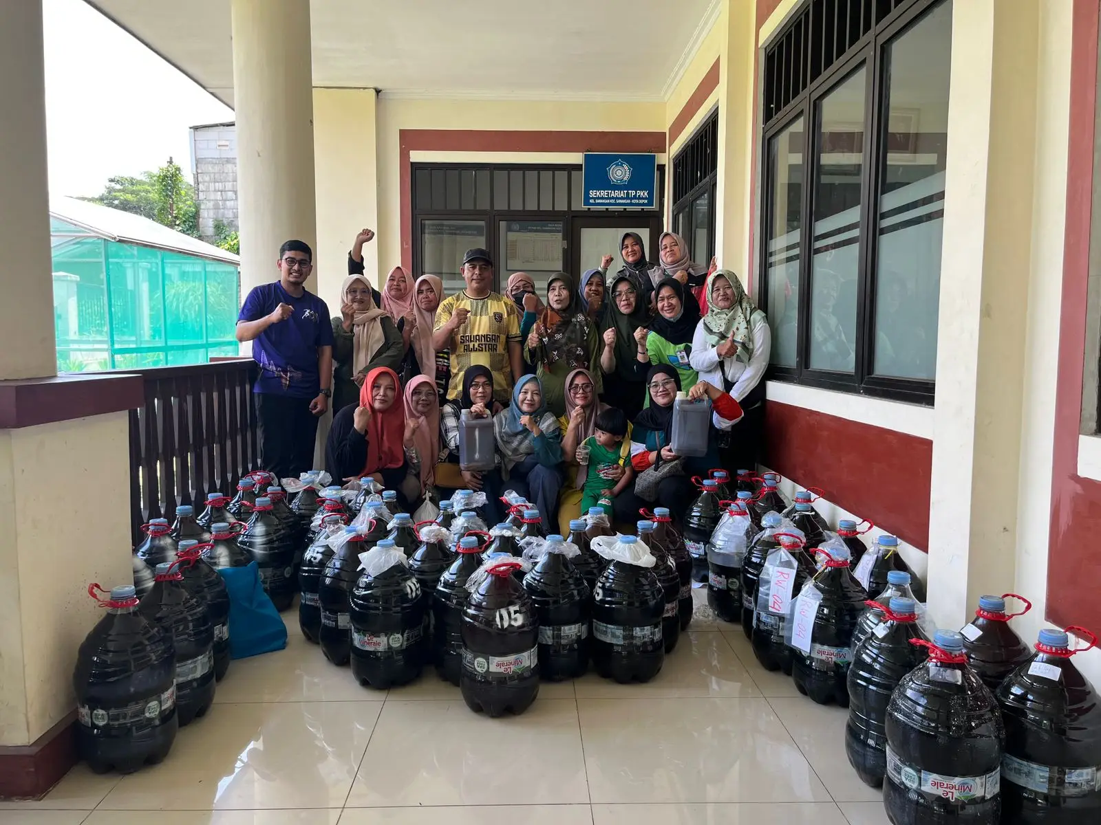Sera Mijel Kelurahan Sawangan Kumpulkan 859 Liter Minyak Jelantah