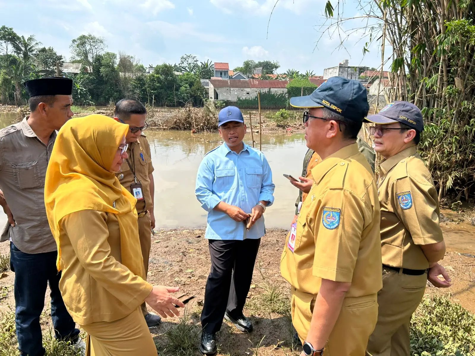Respon Cepat Keluhan Warga, Wali Kota Depok Tinjau Langsung Masalah Infrastruktur di Sawangan