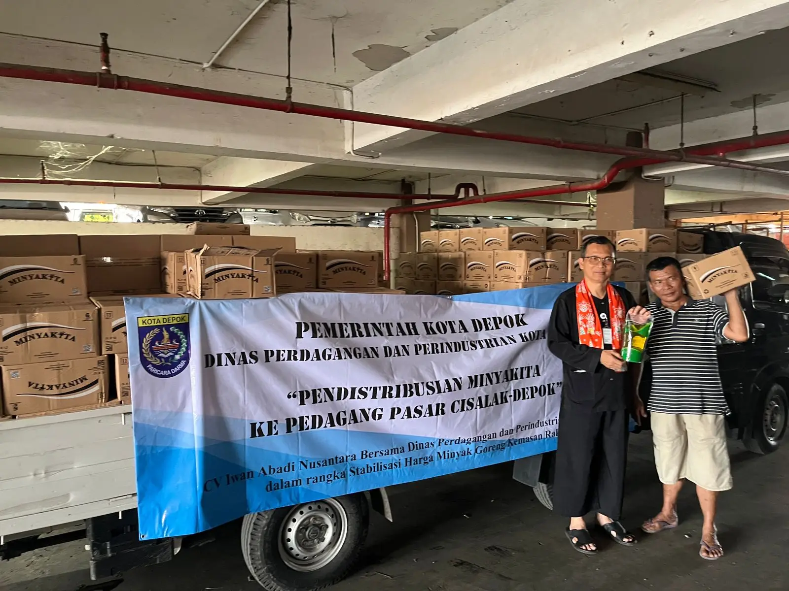 Pedagang Pasar Cisalak Dukung Pasar Murah Minyakita