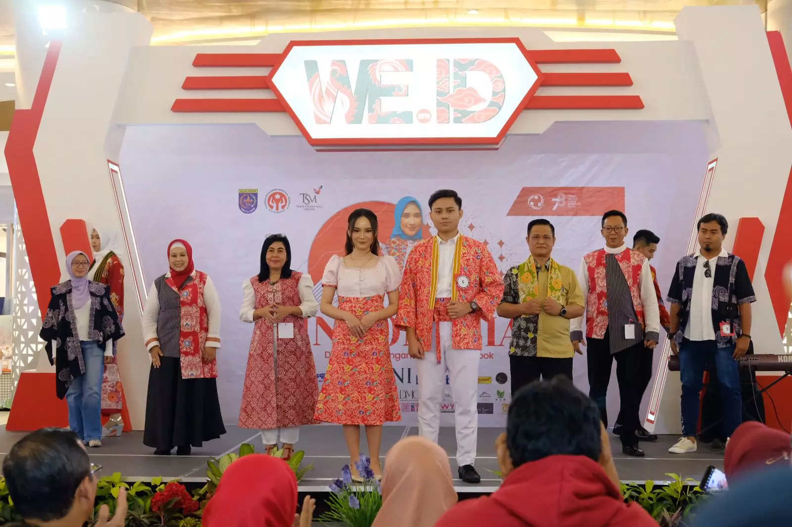 HUT ke-78 RI, Keunikan Motif Batik Depok Warnai Lomba Fashion Show