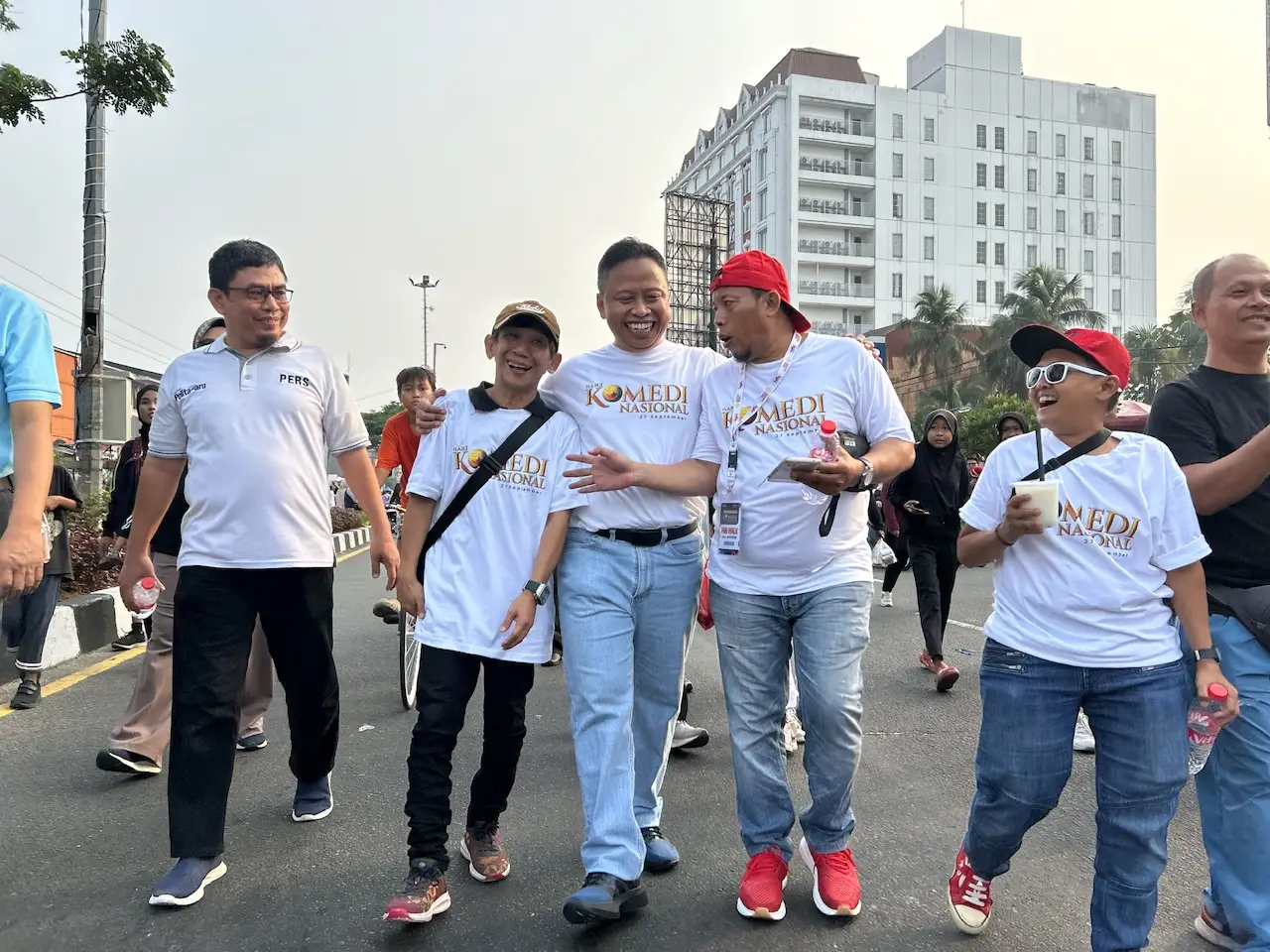 Peringati Hari Komedi Nasional 2026, Wali Kota Depok Ikuti Fun Walk PaSKI di CFD