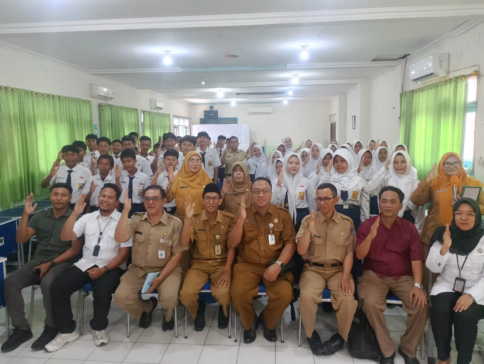 Lindungi Generasi Muda, Bakesbangpol Depok Bentengi Pelajar dari Bahaya IRET