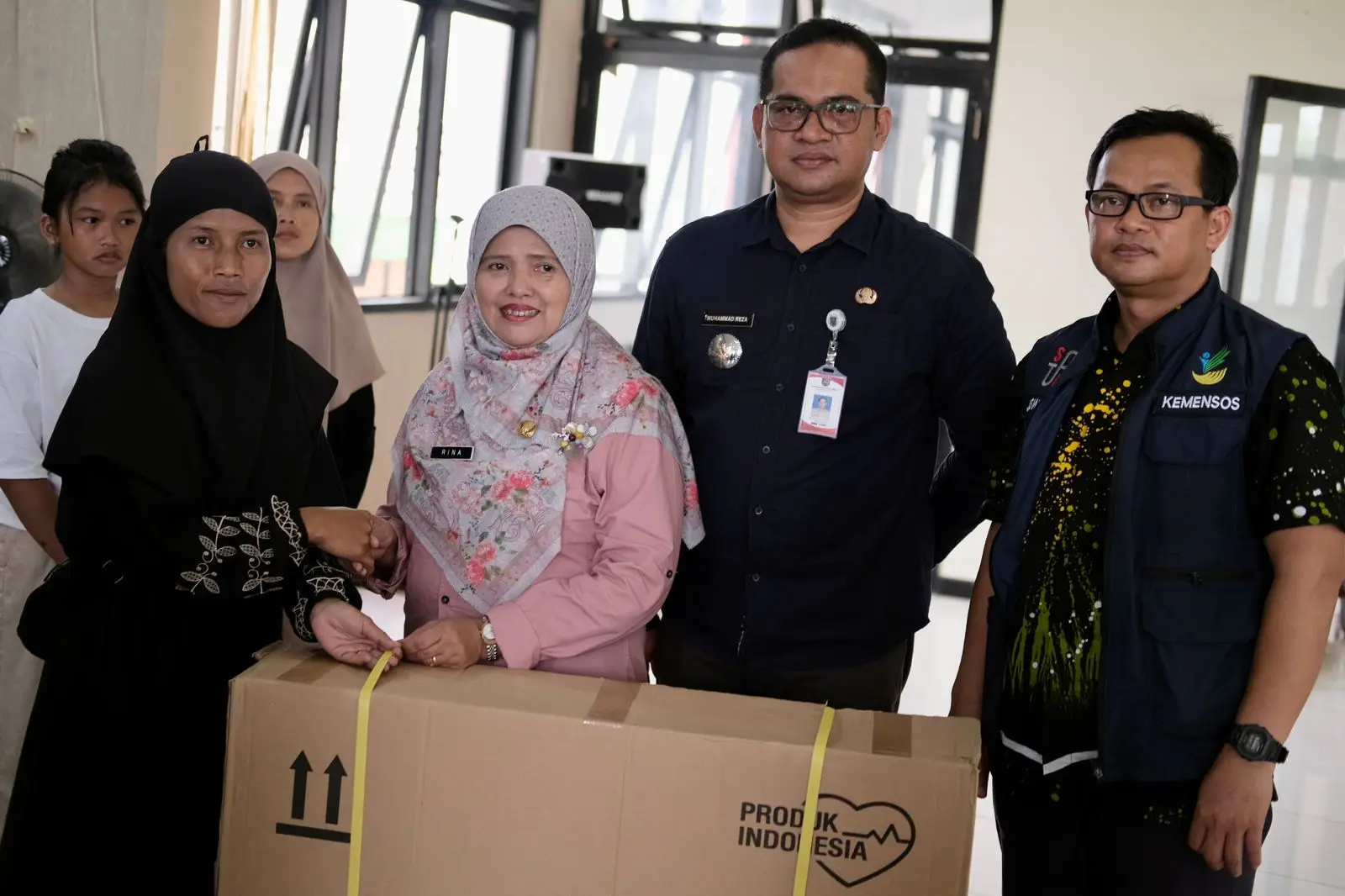 430 Warga Cipayung Terima Bantuan ATENSI, Dorong Kemandirian Sosial