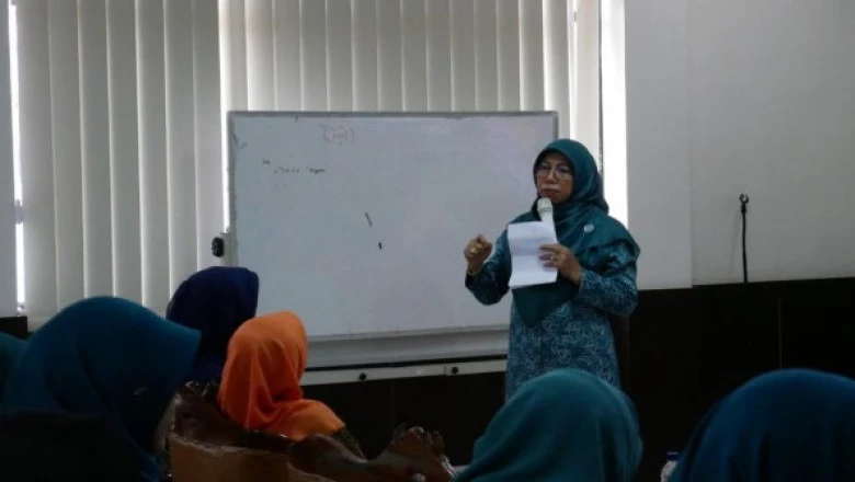 Kader PKK Sukmajaya Dapat Pembinaan dari Elly Farida